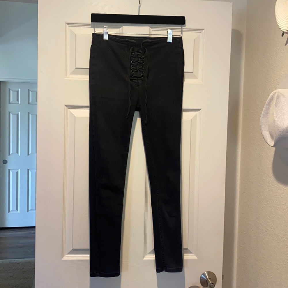 Corset tie black skinny jeans